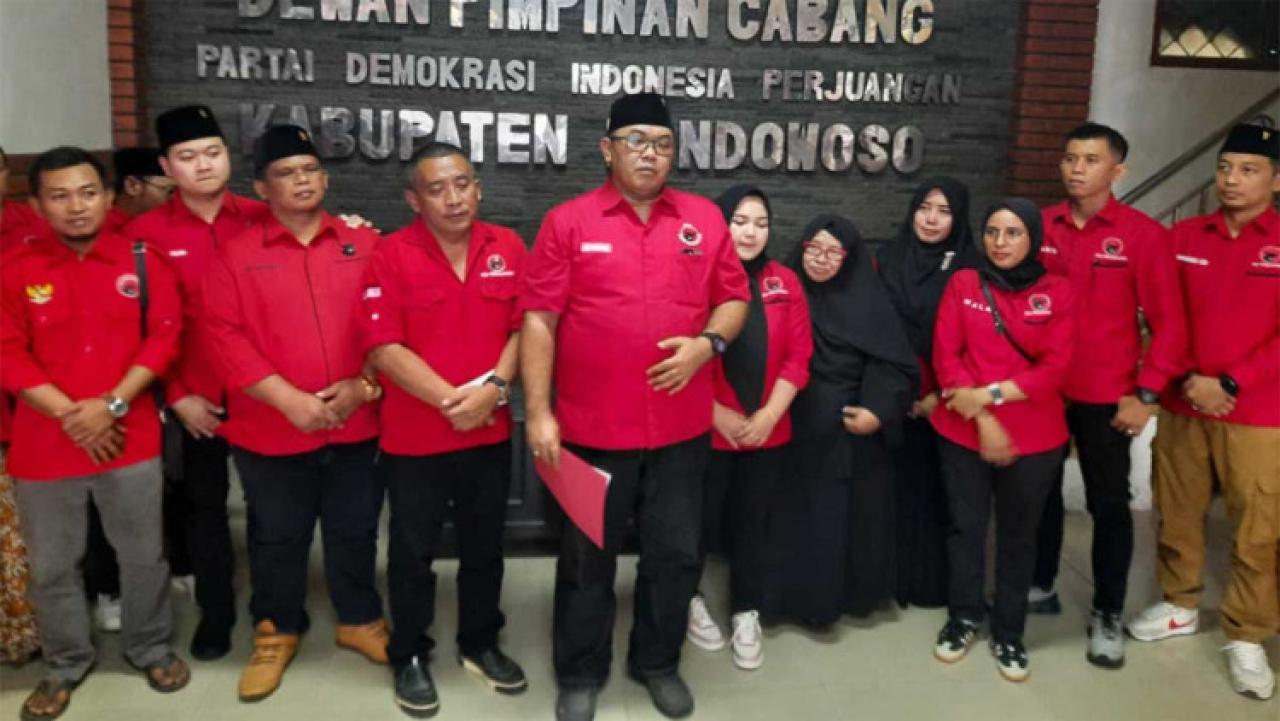 PDI Perjuangan Bondowoso Hadirkan Bantuan Air Bersih bagi Warga Terdampak Kekeringan di Sumberbiru